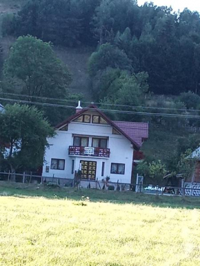 Casa Rares Toc